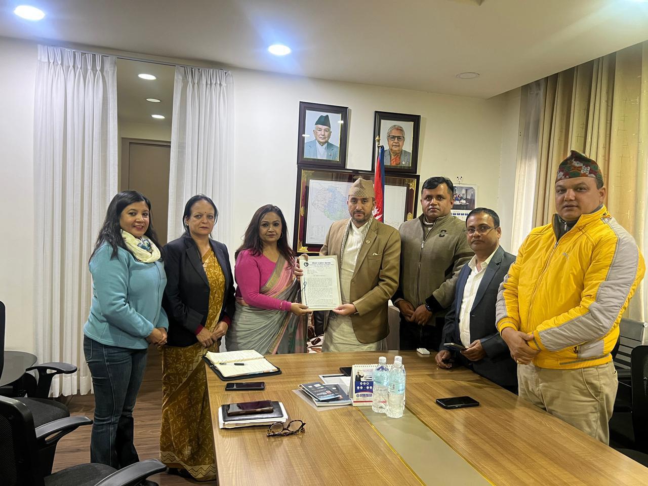 भदौ २३ को जेन्जी आन्दोलन, २४ को विध्वंशले सञ्चार क्षेत्रमा करिब ७८ करोड क्षति,  ३८ निजी सवारी जले, सरकारलाई राहत प्याकेज दिन महासंघकाे आग्रह