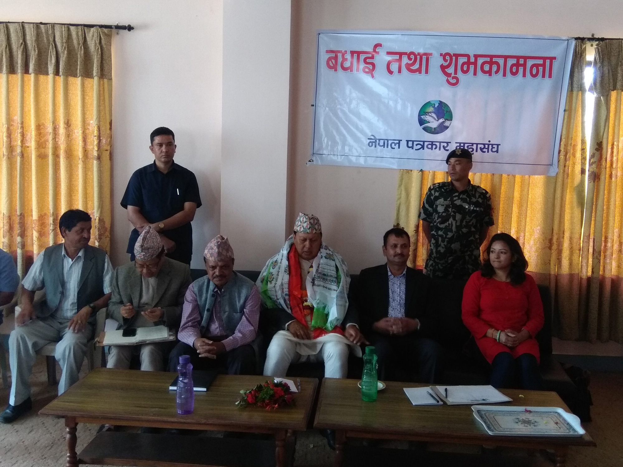 नेपाल पत्रकार महासंघले नवनियुक्त सूचना तथा सञ्चारमन्त्री मोहनबहादुर बस्नेतलाई बधाई तथा कार्य सफलताको शुभकामना व्यक्त गरेको छ ।